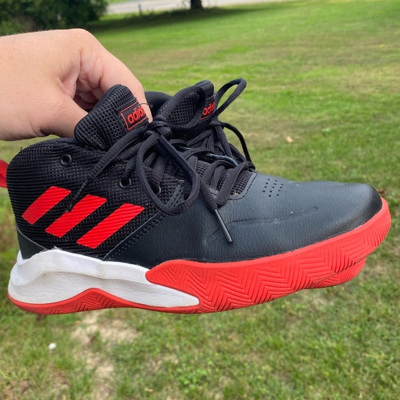 adidas Other - Boys adidas running shoes size 4 black red